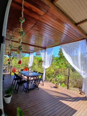 Studio contêiner dos Ipês Amarelos a 5km da Vila da Praia do Forte
